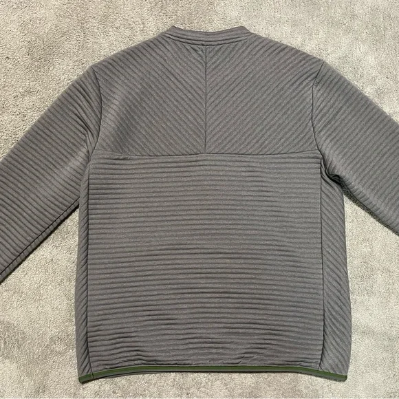 L.L. Bean Gray Ribbed Crewneck with Green Trim - Picture 16 of 16